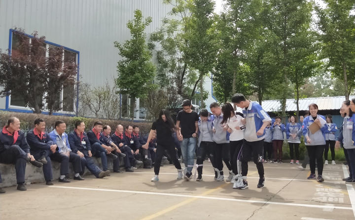 綁腿跑比賽 綁腿跑比賽