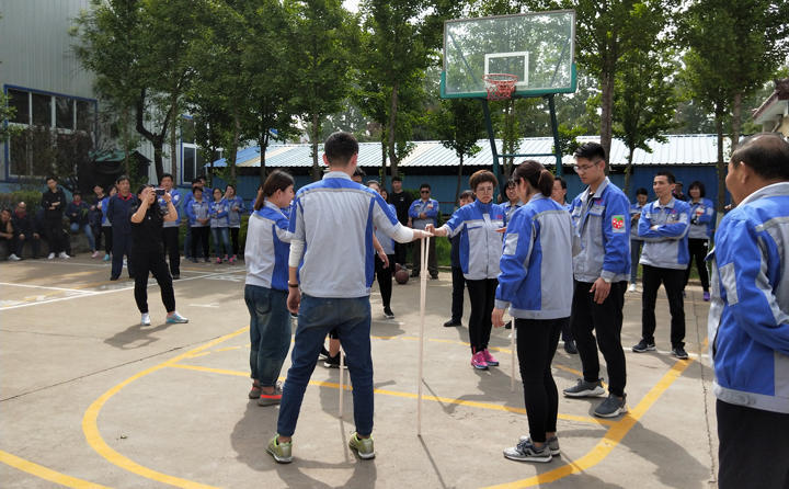 移動森林,看似簡單,實際操作不易,培養了運動員們做事的專注能力 移動森林,看似簡單,實際操作不易,培養了運動員們做事的專注能力